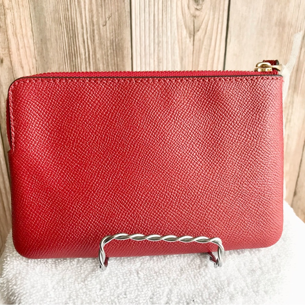 🆕 Coach Corner Zip Wristlet - Picture 3 of 7
